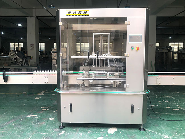 星火口服液小型定量灌裝機設(shè)備展示